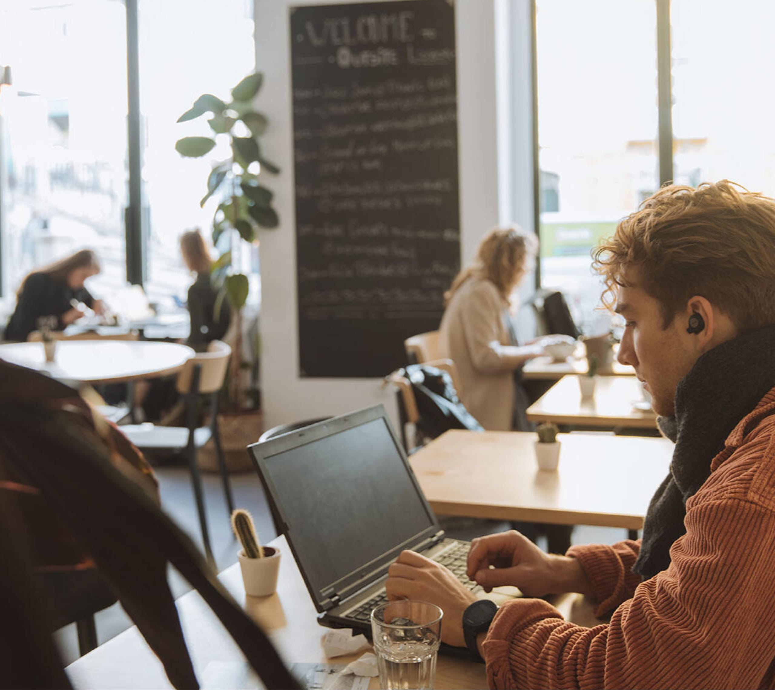 Outsite Cowork Café - Lisbon